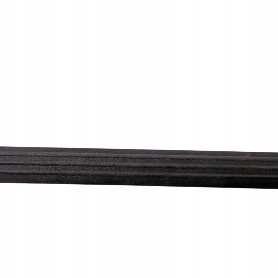 Mercedes-Benz Vaneo W414 Front Right Door Door Entrance Ledge Trim Strip para con número de pieza A4146860274 Mercedes-Benz Vaneo W414 Front Right Door Door Entrance Ledge Trim Strip - SKU A4146860274 - Número de pieza A4146860274