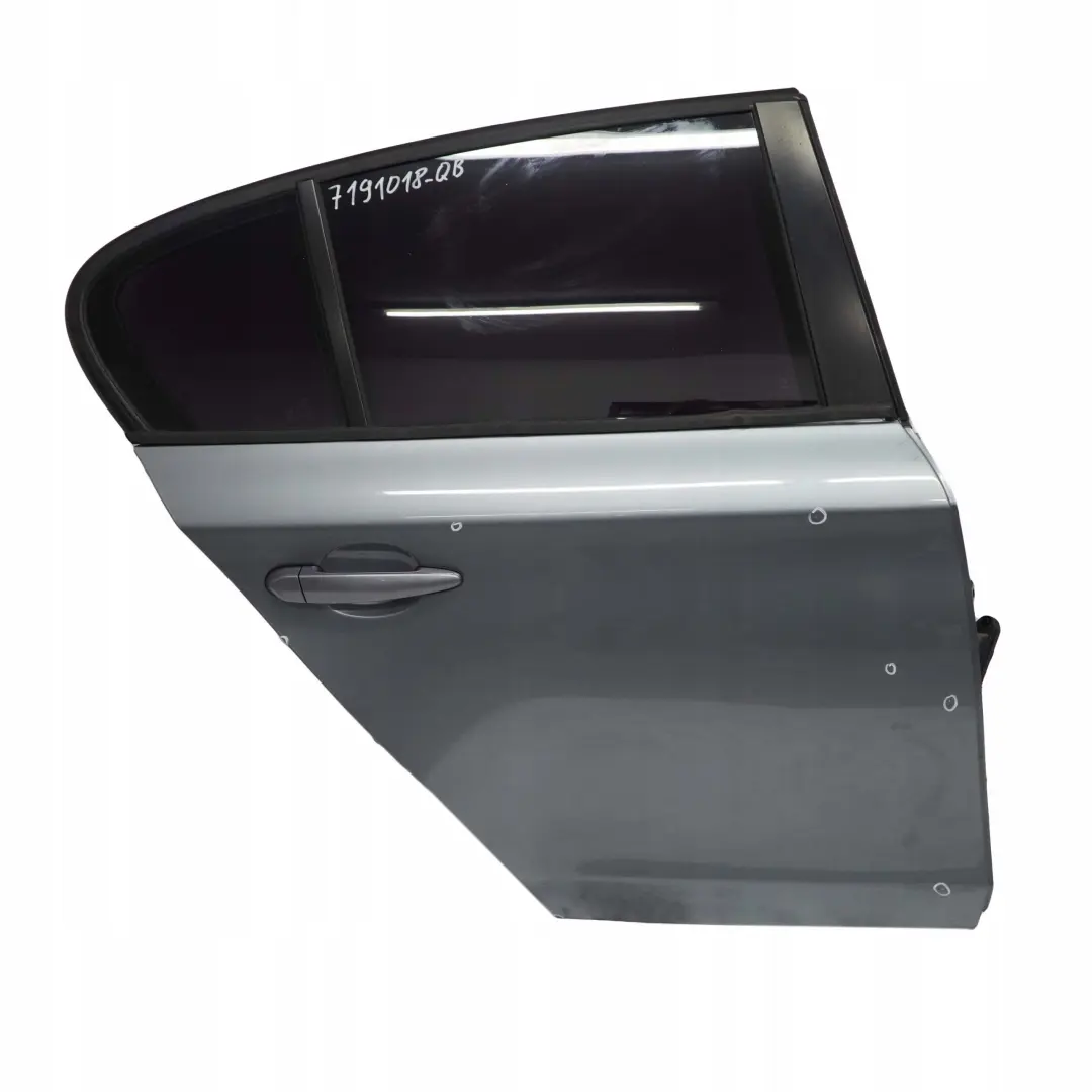 Puerta Trasera Derecha Quarzblau Quartz Blue Metallic - A18 para BMW E87 con número de pieza 7191018 BMW E87 Puerta Trasera Derecha Quarzblau Quartz Blue Metallic - A18 - SKU 7191018-QB - Número de pieza 7191018