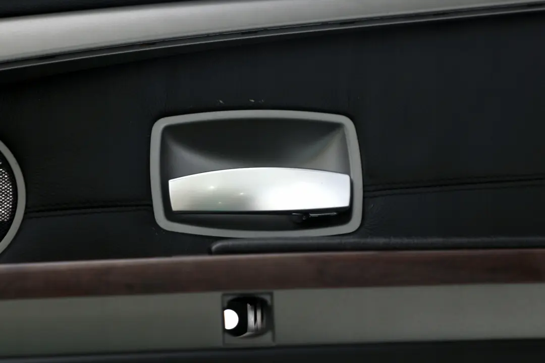 Türverkleidung vorne rechts Beifahreseite Leder Schwarz BMW 7 er E65 E66 - SKU 7038492 - Teilenummer 7038492