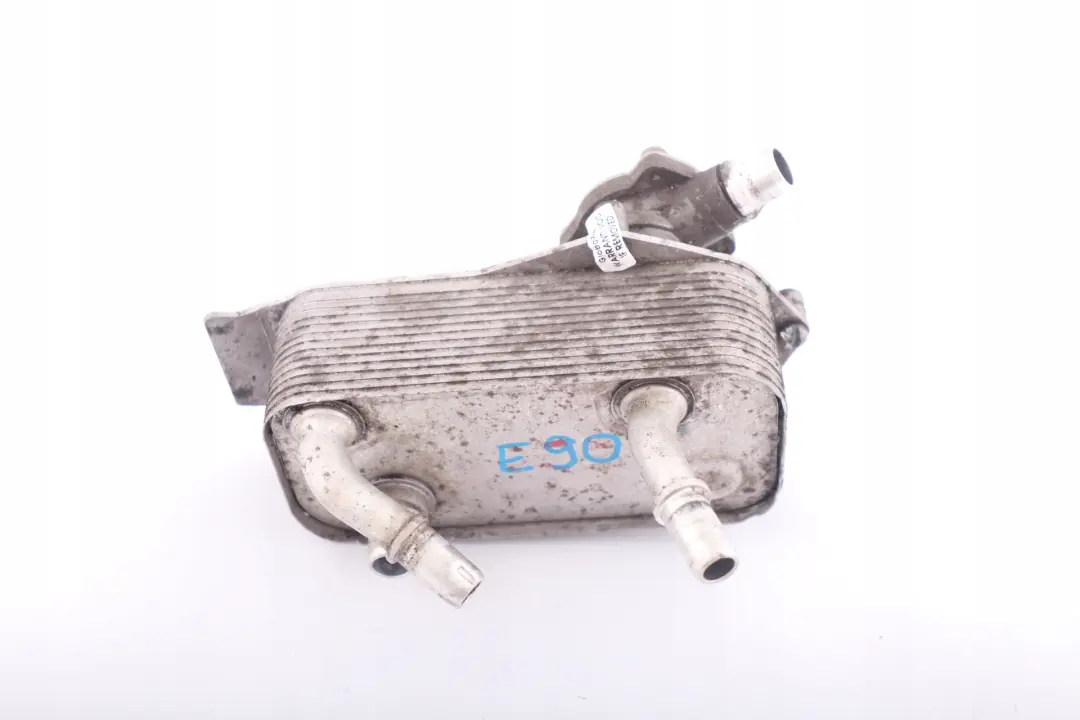 Caja Cambios Automatica Intercambiador Calor Enfriador Aceite para BMW E87 E90 con número de pieza 7551647 BMW E87 E90 Caja Cambios Automatica Intercambiador Calor Enfriador Aceite - SKU 7551647 - Número de pieza 7551647