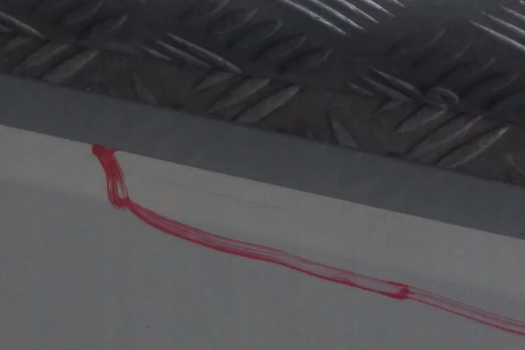 Sill Strip Side Skirt Left N/S Titansilber Silver - 354 to BMW 3 Series E92 E93 2 with Part number 0034059 BMW 3 Series E92 E93 2 Sill Strip Side Skirt Left N/S Titansilber Silver - 354 - SKU 0034059-TS2 - Part number 0034059