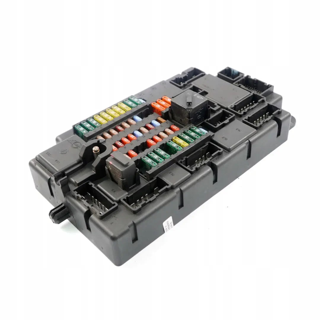 Boîte de distribution de fusibles SPEG High DC/DC H7 9809382 pour Mini Countryman R60 à propos du numéro de pièce 9813621 Mini Countryman R60 Boîte de distribution de fusibles SPEG High DC/DC H7 9809382 - SKU 9813621 - Numéro de pièce 9813621