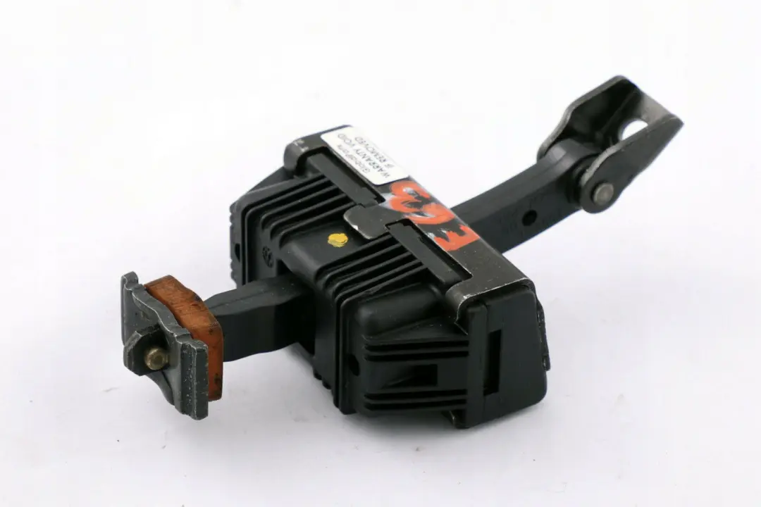 Frein de Porte A L'Avant Gauche 5121 pour BMW E63 E64 LCI à propos du numéro de pièce 7176803 BMW E63 E64 LCI Frein de Porte A L'Avant Gauche 5121 - SKU 7009111 - Numéro de pièce 7176803