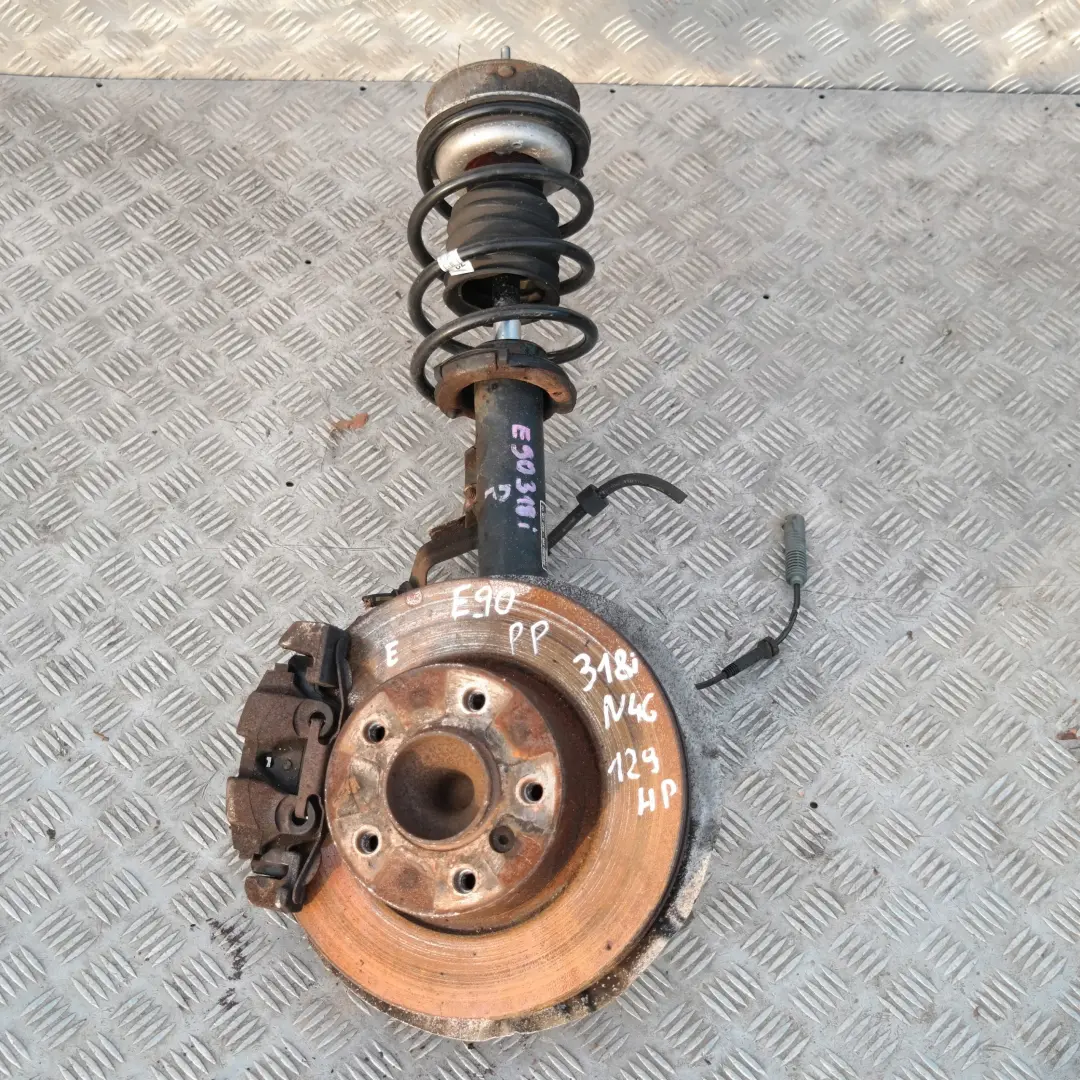 BMW 3 SERIES E90 318i N46 FRONT RIGHT SPRING STRUT LEG BRAKE SUSPENSION HUB O/S - SKU 6771724-5 - Part number 31316771724