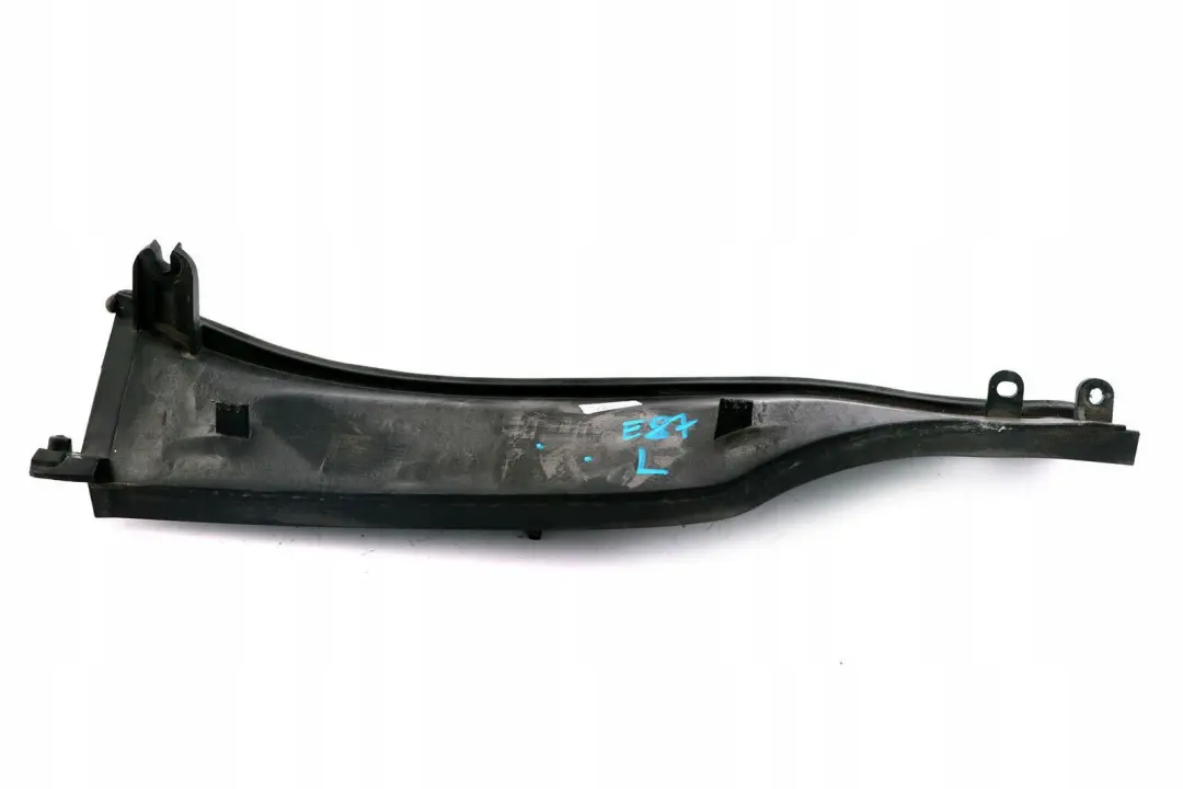 Panel nagrzewnicy lewy do BMW E87 E90 E92 o numerze 6925973 BMW E87 E90 E92 Panel nagrzewnicy lewy - SKU 6925973 - Numer Części 6925973