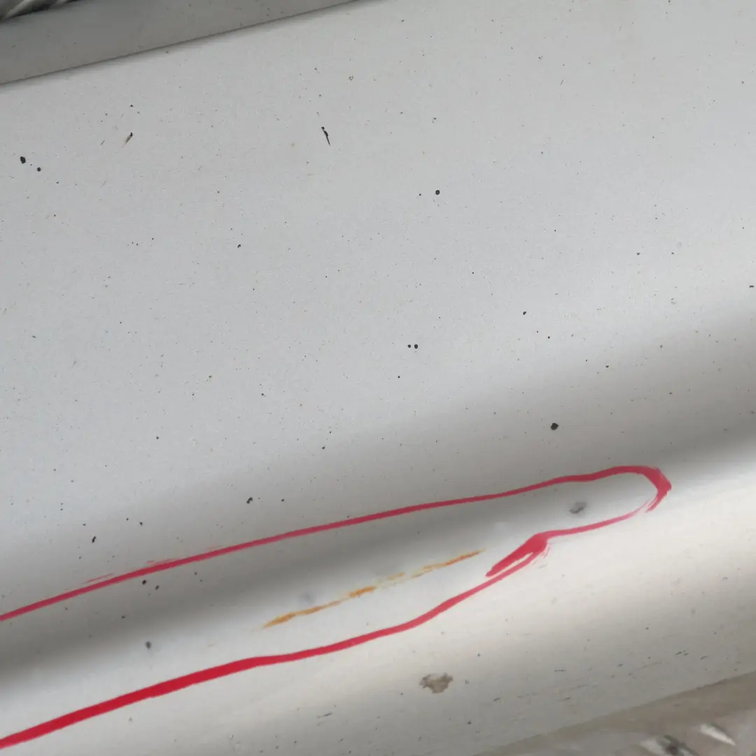 BMW3 E87 Listello Portiera Laccato Dx Argento-Titanio Argento Metallico per con numero di parte 32948 BMW3 E87 Listello Portiera Laccato Dx Argento-Titanio Argento Metallico - SKU 0032948-TS13 - Numero di parte 32948