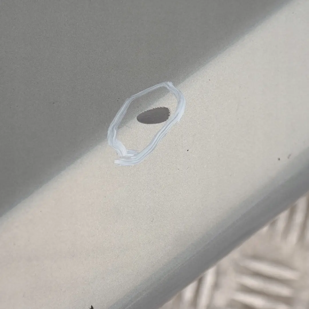 listwa nakładka próg lewy arktis A34 do BMW E90 o numerze 32951 BMW E90 listwa nakładka próg lewy arktis A34 - SKU 0032951-AM7 - Numer Części 32951