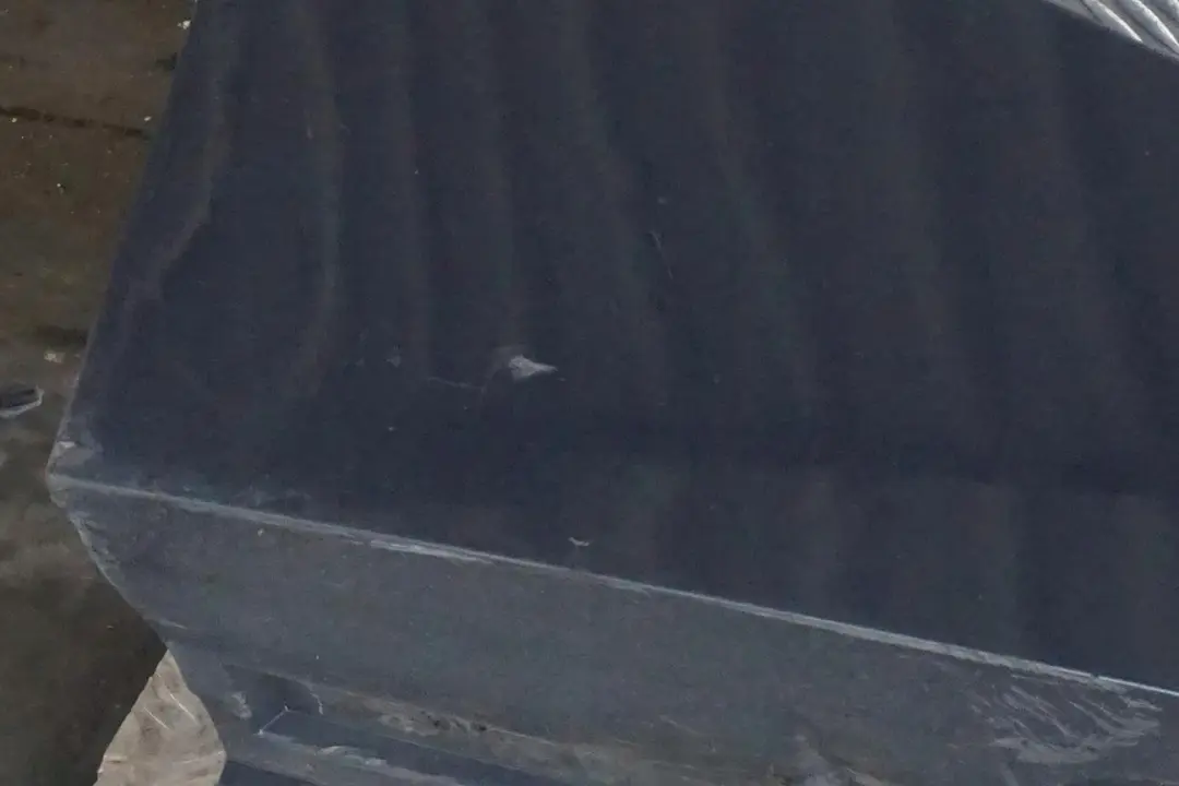 Osłona listwa próg lewy Toledoblau do BMW E85 Z4 o numerze 0031109 BMW E85 Z4 Osłona listwa próg lewy Toledoblau - SKU 0031109-TDB - Numer Części 0031109