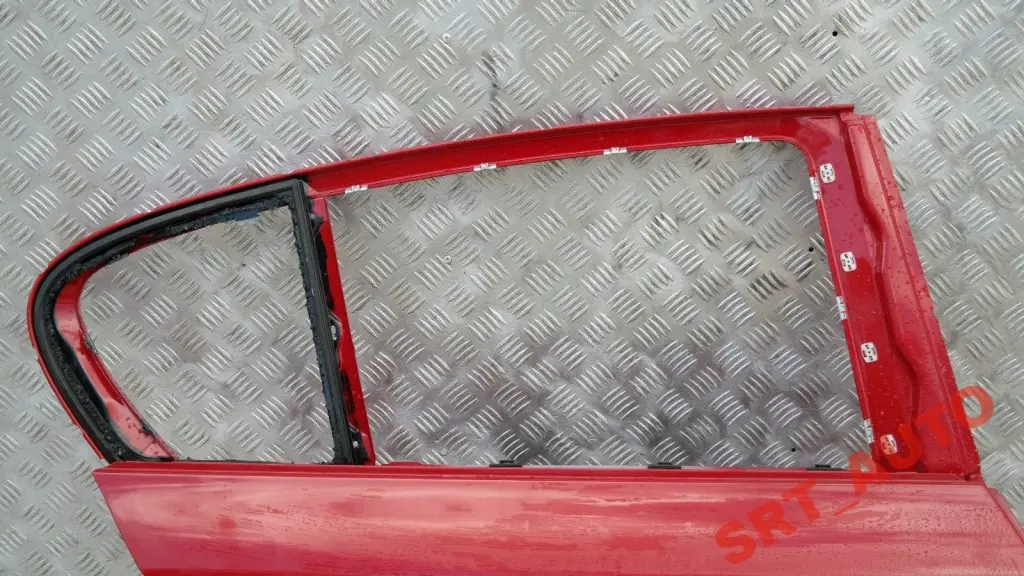 BMW E87 Porta posteriore destra Karmesinrot Rosso - A61 - SKU 7191018-KAR3 - Numero di parte 41527191018