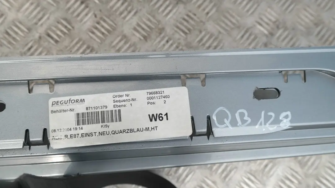 BMW E87 Listello Portiera Apertura Gonna Destra Quarzo-Blu Metallico - SKU 0032948-QB3 - Numero di parte 51770032948