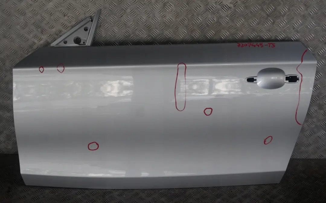 Door Front Left N/S Titansilber Titan Silver Metallic to BMW 1 Series E81 E82 E88 with Part number 7207445 BMW 1 Series E81 E82 E88 Door Front Left N/S Titansilber Titan Silver Metallic - SKU 7207445-TS1 - Part number 7207445