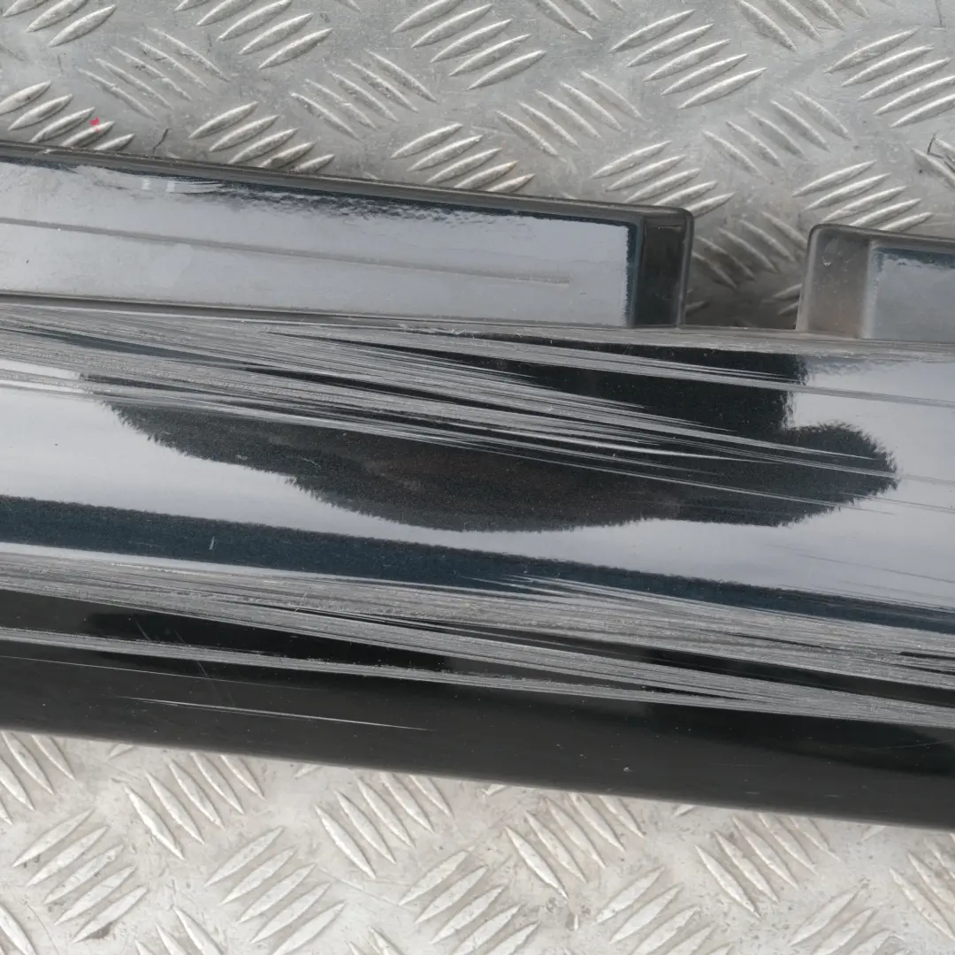 Sill Strip Faldón Lateral Izquierdo Negro Zafiro Metálico - 475 para BMW E87N LCI con número de pieza 51770036145 BMW E87N LCI Sill Strip Faldón Lateral Izquierdo Negro Zafiro Metálico - 475 - SKU 0036145-BS4 - Número de pieza 51770036145