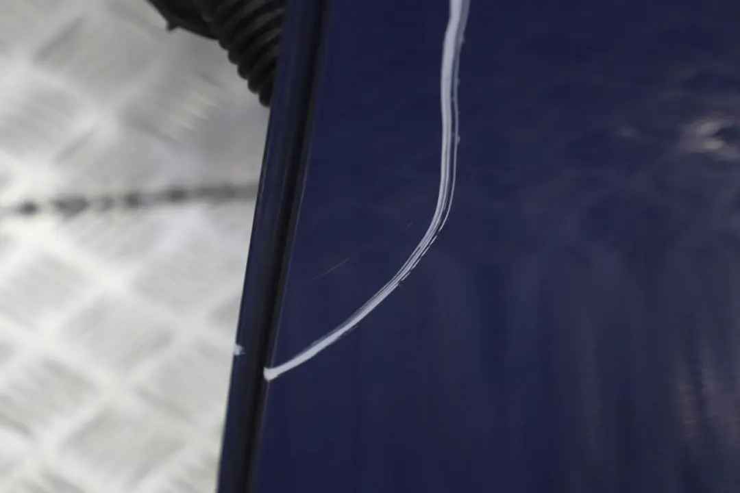 Puerta Trasera Izquierda Montegoblau Montego Blau Azul Metalizado para BMW E87 E87N con número de pieza 7191017 BMW E87 E87N Puerta Trasera Izquierda Montegoblau Montego Blau Azul Metalizado - SKU 7191017-MTB - Número de pieza 7191017