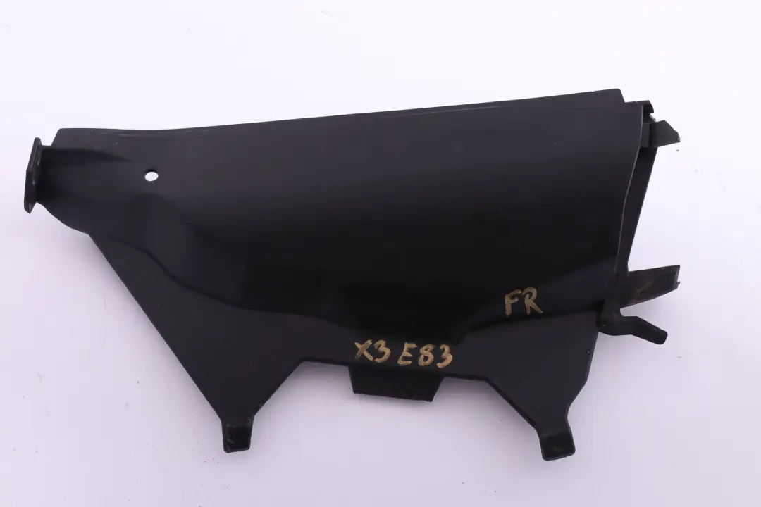 Osłona wlotu powietrza do BMW E83 X3 o numerze 51713401008 BMW E83 X3 Osłona wlotu powietrza - SKU 3401008 - Numer Części 51713401008