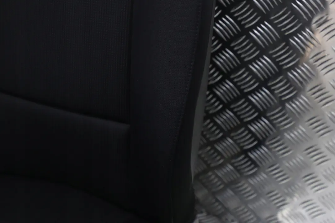 BMW X3 E83 LCI E83N Siege Tissu Serge Anthracite avant Droit - SKU 3421952-2 - Numéro de pièce 3421952