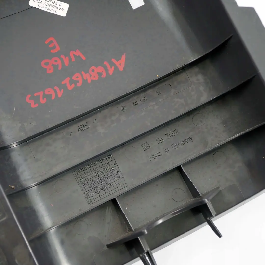 Mercedes-Benz A W168 Lenksäulenverkleidung Verkleidung Abdeckung für mit Teilenummer A1684621623 Mercedes-Benz A W168 Lenksäulenverkleidung Verkleidung Abdeckung - SKU A1684621623 - Teilenummer A1684621623