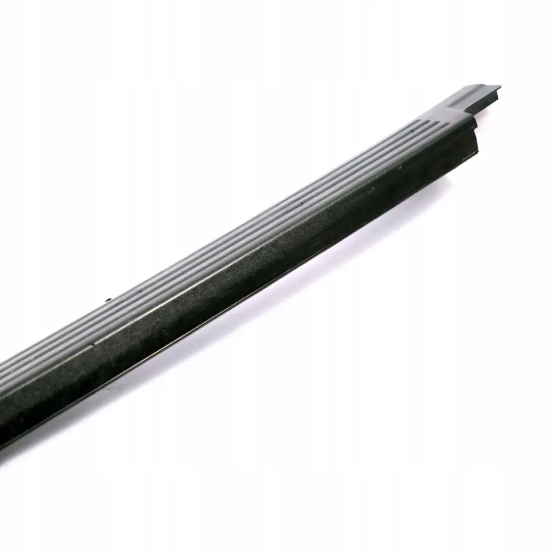 Mercedes-Benz W414 Coulissante A Gauche Performance Revetement pour à propos du numéro de pièce A4146860174 Mercedes-Benz W414 Coulissante A Gauche Performance Revetement - SKU A4146860174 - Numéro de pièce A4146860174