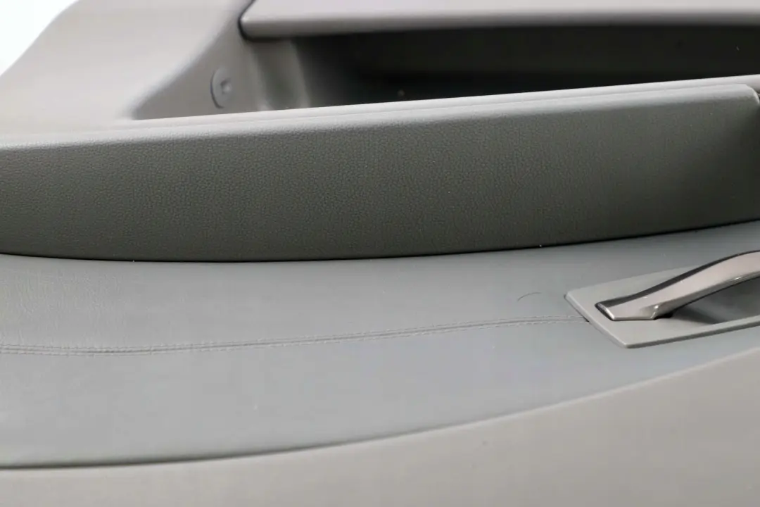 Door Card Lining Leather Trim Panel Front Right O/S Grey to BMW 5 Series E60 E61 2 with Part number 7076170 BMW 5 Series E60 E61 2 Door Card Lining Leather Trim Panel Front Right O/S Grey - SKU 7076170-2 - Part number 7076170