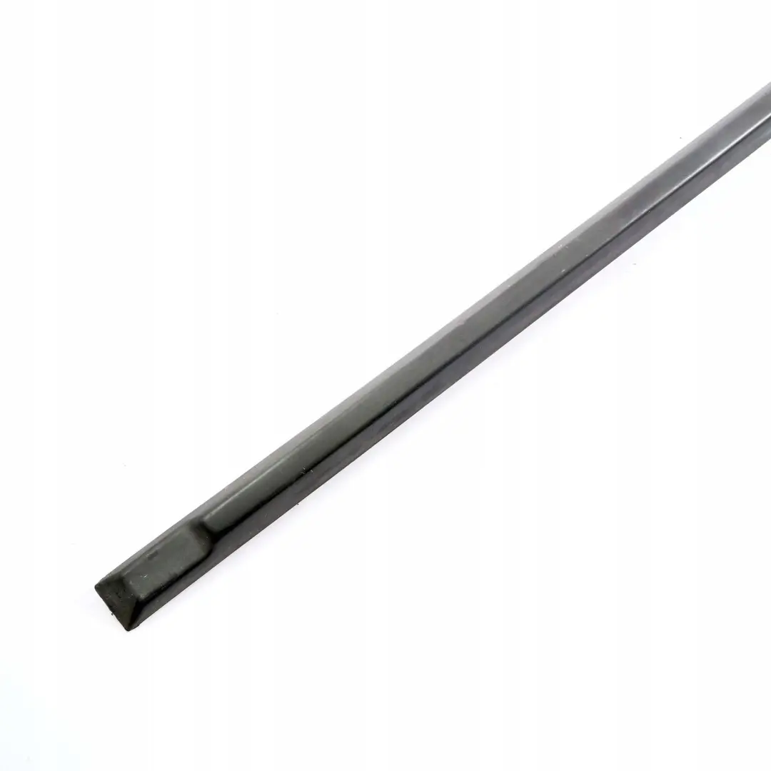 Front Left N/S Door Outer Trim Strip Moulding Cover to BMW E36 Saloon Touring with Part number 1960731 BMW E36 Saloon Touring Front Left N/S Door Outer Trim Strip Moulding Cover - SKU 1960731 - Part number 1960731