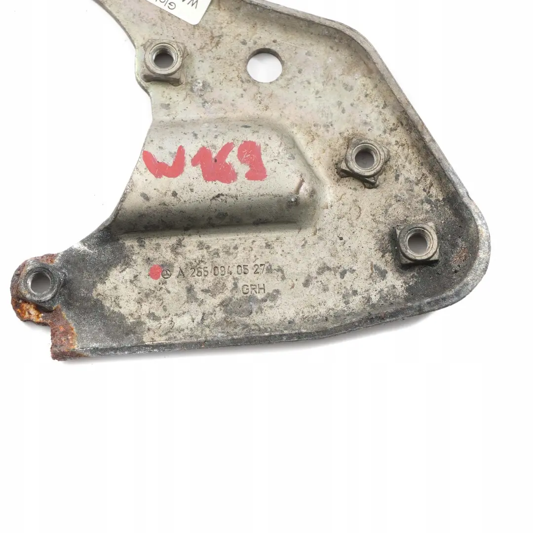 M266 Benzin Ansaugkrümmer Halterung Montageplatte für Mercedes W169 W245 mit Teilenummer A2660940527 Mercedes W169 W245 M266 Benzin Ansaugkrümmer Halterung Montageplatte - SKU A2660940527 - Teilenummer A2660940527