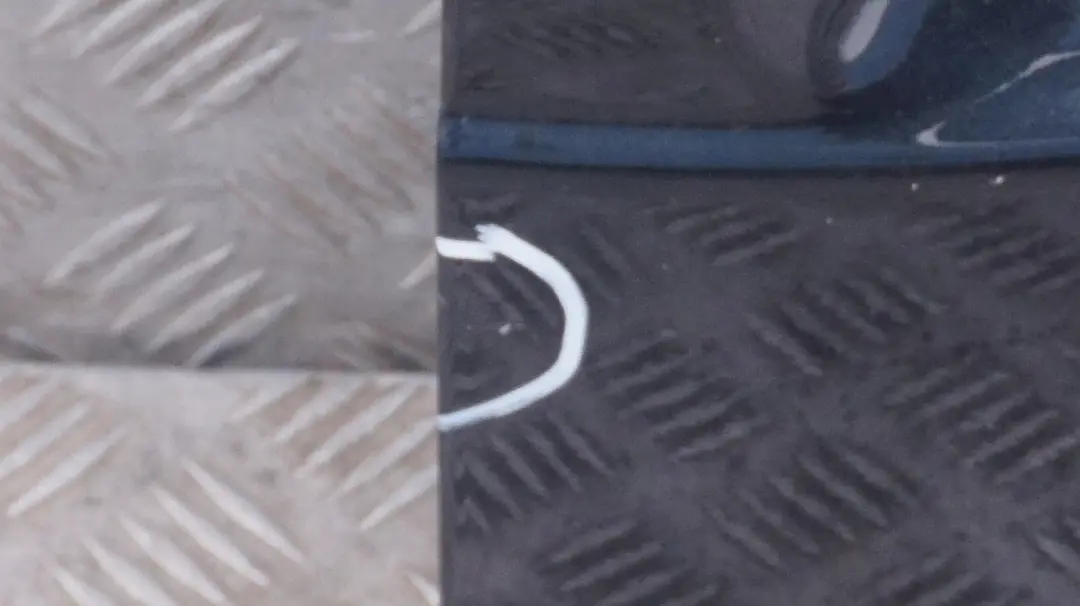 Klapa bagażnika tył drzwi prawa do MINI R55 Clubman o numerze 2757716 MINI R55 Clubman Klapa bagażnika tył drzwi prawa - SKU 2757716-ASB - Numer Części 2757716