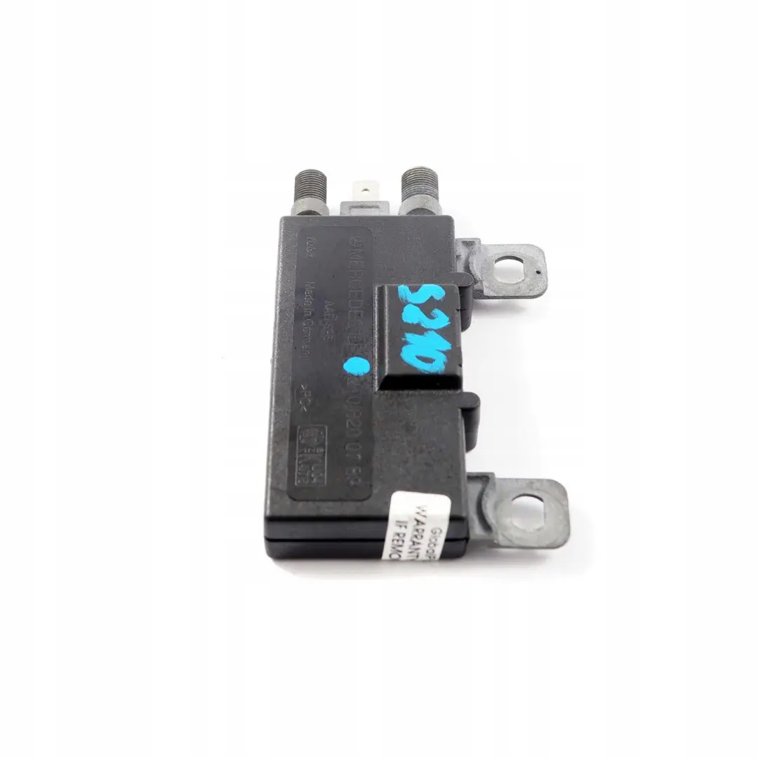 Mercedes-Benz W210 Familiare Amplificatore Antenna per con numero di parte A2108200789 Mercedes-Benz W210 Familiare Amplificatore Antenna - SKU A2108200789 - Numero di parte A2108200789