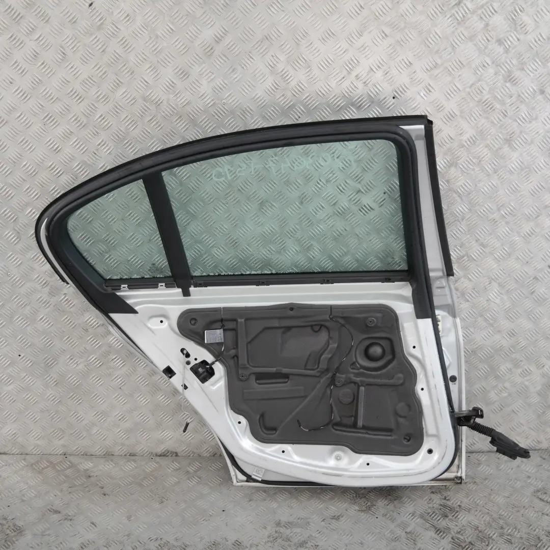 BMW 3 E90 LCI Lato Porta Posteriore Sinistra Argento-Titanio Argento Metallo - SKU 7203647-TS10 - Numero di parte 7203647