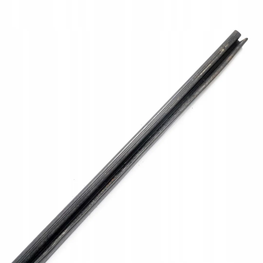 Mercedes-benz CLK W208 avant Gauche / Droite Porte Joint Performance pour à propos du numéro de pièce A2087250565 Mercedes-benz CLK W208 avant Gauche / Droite Porte Joint Performance - SKU A2087250565 - Numéro de pièce A2087250565