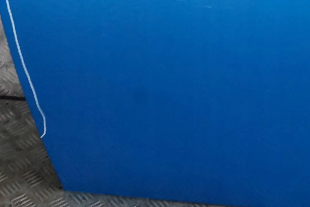 Drzwi prawe Laser Blue A59 do MINI Cooper R55 R56 o numerze 2755936 MINI Cooper R55 R56 Drzwi prawe Laser Blue A59 - SKU 2755936-LAB7 - Numer Części 2755936