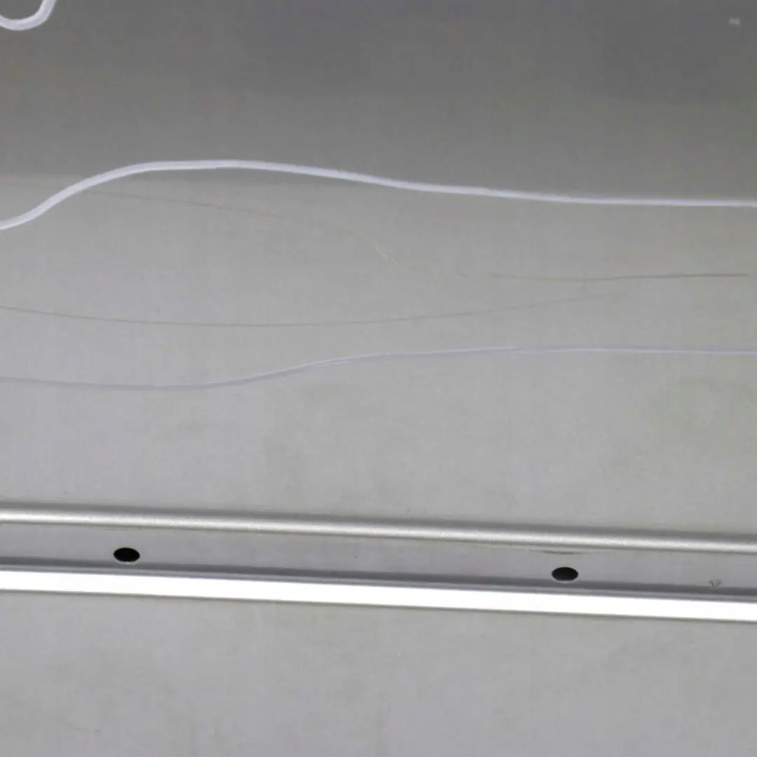 Tür Hinten Links Silbergrau Grau Metallic - A08 für BMW 3 E46 Limousine mit Teilenummer 7034153 BMW 3 E46 Limousine Tür Hinten Links Silbergrau Grau Metallic - A08 - SKU 7034153-SBG - Teilenummer 7034153