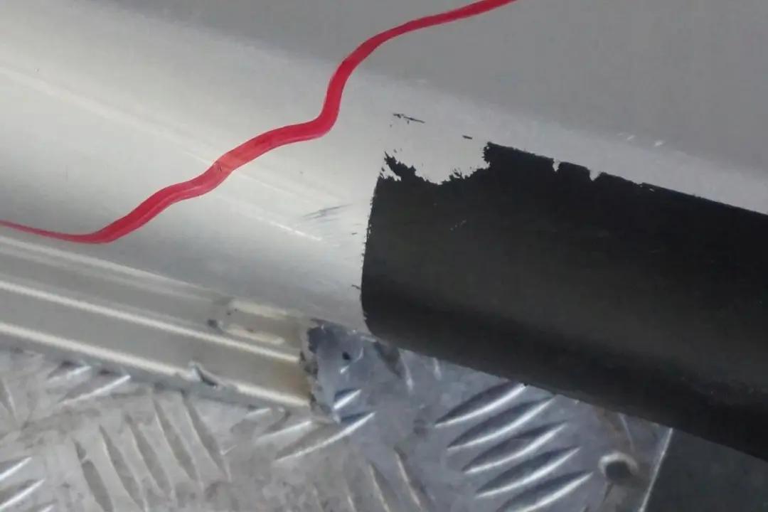 BMW E60 E61 M5 M Sport Bas de Porte Couverture Seuil A Gauche Argent Titane - SKU 0396899-TS2 - Numéro de pièce 0396899