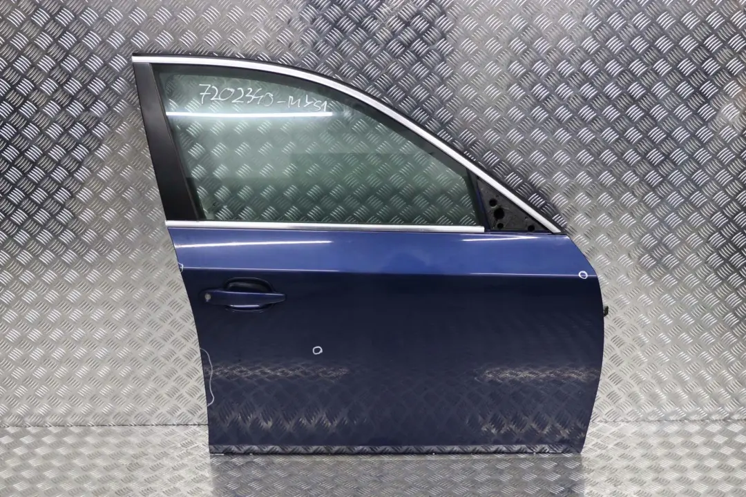 Genuine BMW 5 Series 1 E60 E61 Door Front Right O/S Mysticblau Blue Metallic to with Part number 7202340 Genuine BMW 5 Series 1 E60 E61 Door Front Right O/S Mysticblau Blue Metallic - SKU 7202340-MYS1 - Part number 7202340