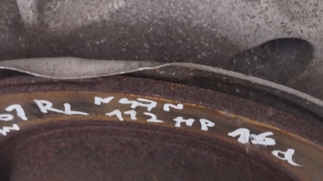 Zwrotnica lewy tył N47N 112HP do MINI Paceman D R61 o numerze 9805657 MINI Paceman D R61 Zwrotnica lewy tył N47N 112HP - SKU 9805657 - Numer Części 9805657