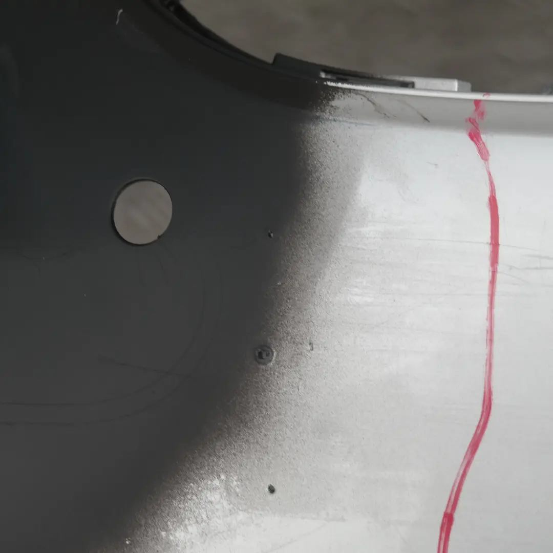 Zderzak przedni przód titansilber do BMW E60 E61 o numerze 149246 BMW E60 E61 Zderzak przedni przód titansilber - SKU 0149246-TS2 - Numer Części 149246