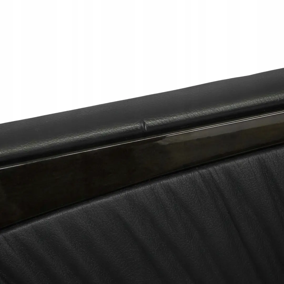  Mercedes-Benz E W210 Estate Rear Right Door Card Trim Panel Black Leather - SKU A2107370471 - Número de pieza A2107370471