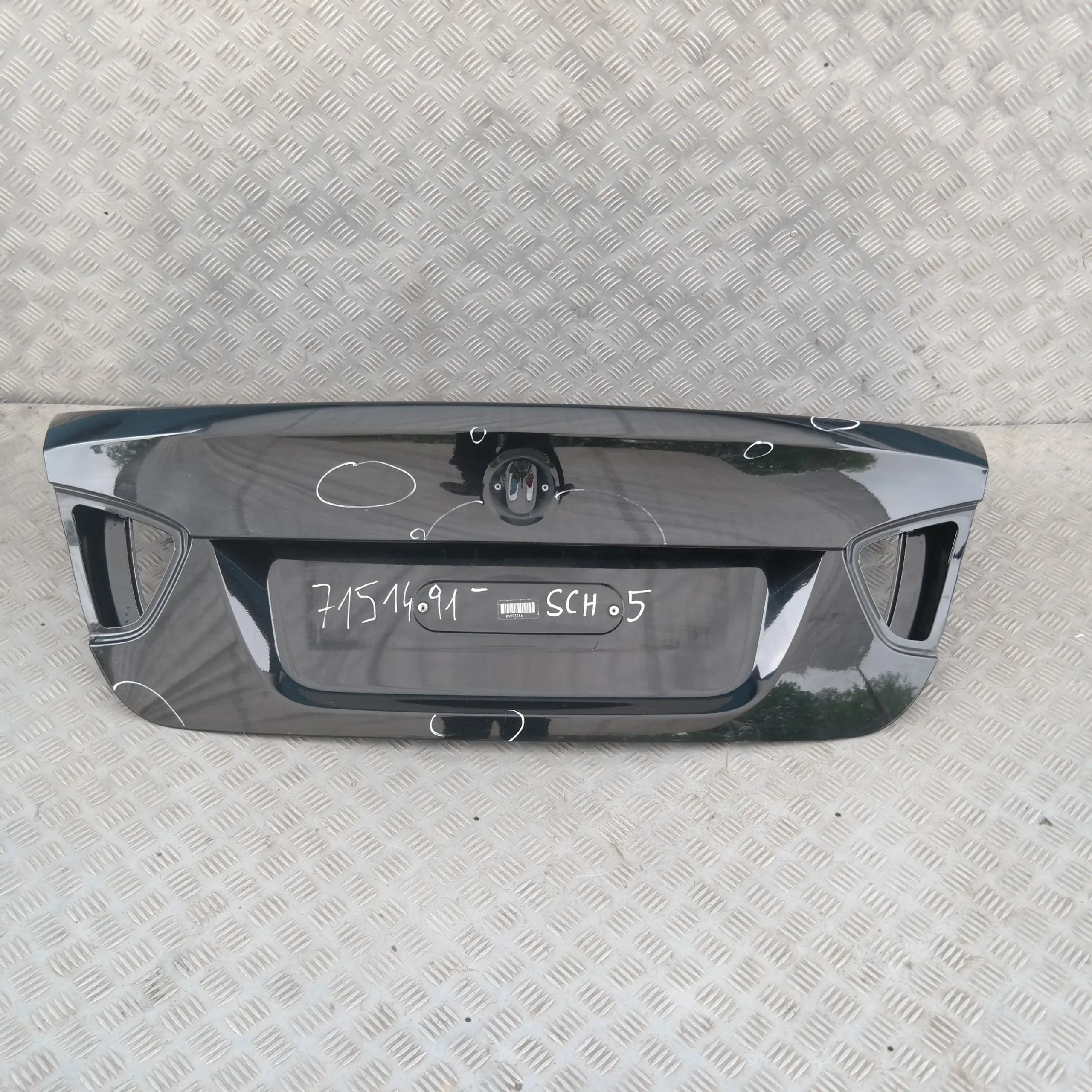 BMW 3 SERIES 5 E90 Rear Trunk Lid Tailgate Boot Bootlid Schwarz 2 Black - 668