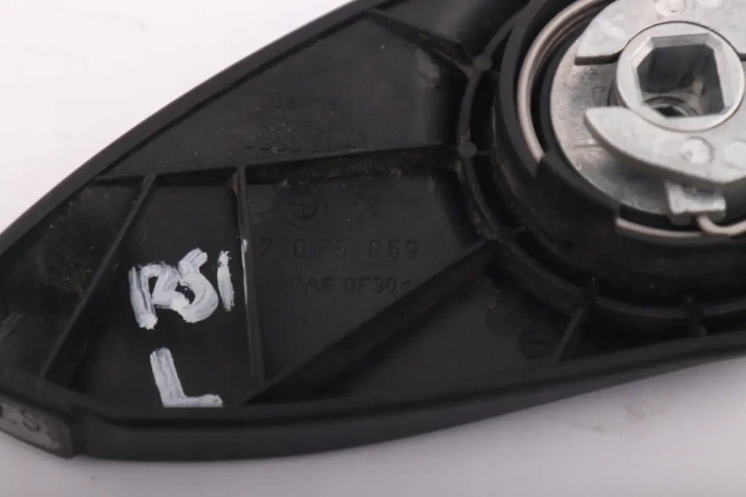 Mini Cooper One R50 R52 R53 Poignee Exterieur a Gauche Avant Siege - SKU 7075069 - Numéro de pièce 7075069