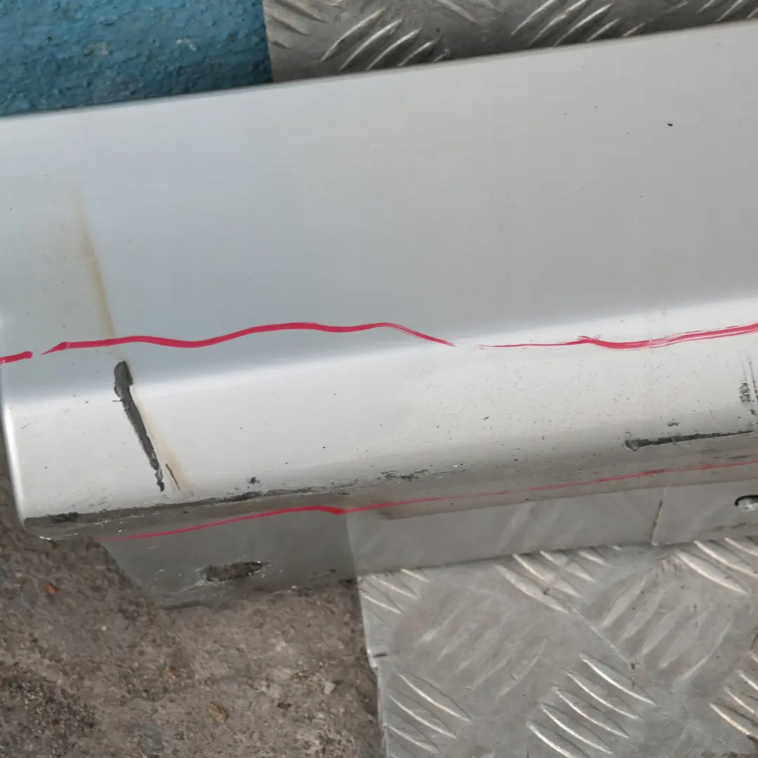 Sill strip side skirt left N/S Titansilber Silver Silber to BMW 3 SERIES 5 E90 E91 with Part number 32951 BMW 3 SERIES 5 E90 E91 Sill strip side skirt left N/S Titansilber Silver Silber - SKU 0032951-TS5 - Part number 32951