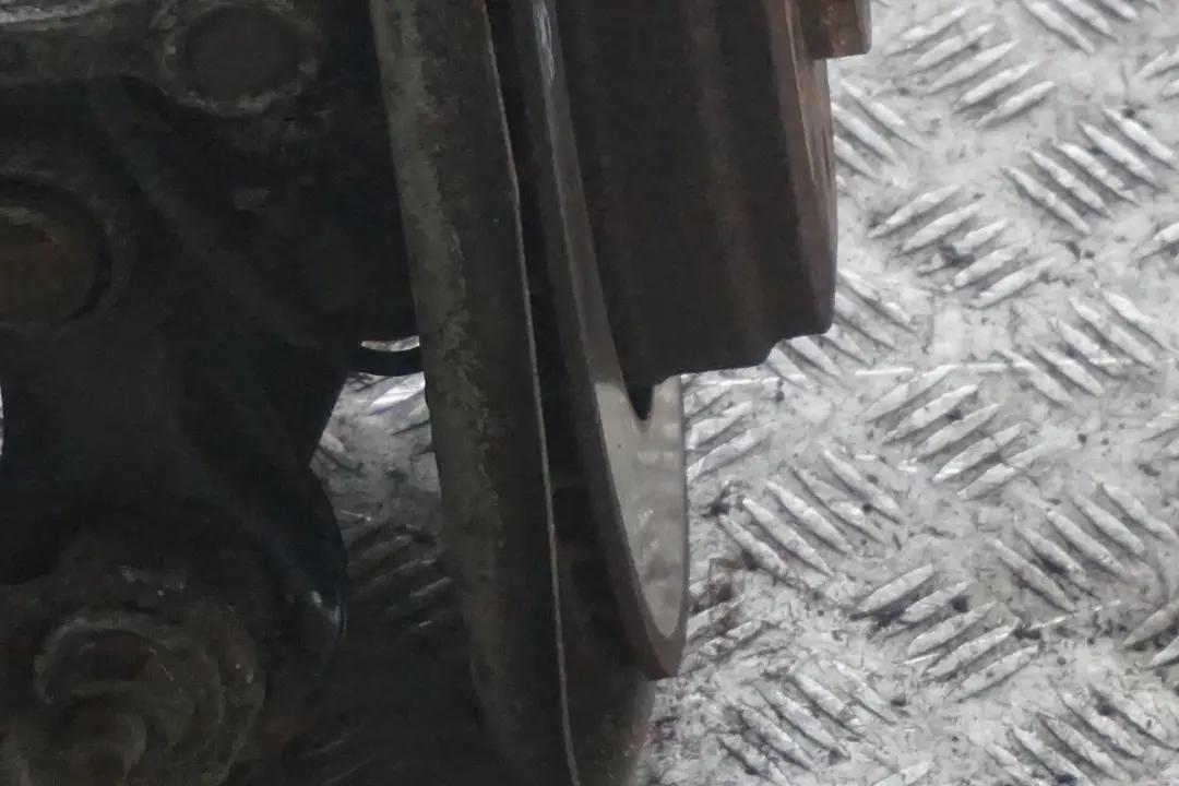 M57N Zawieszenie zwrotnica lewy tył do BMW E60 530d o numerze 6770905 BMW E60 530d M57N Zawieszenie zwrotnica lewy tył - SKU 6770905-12 - Numer Części 6770905