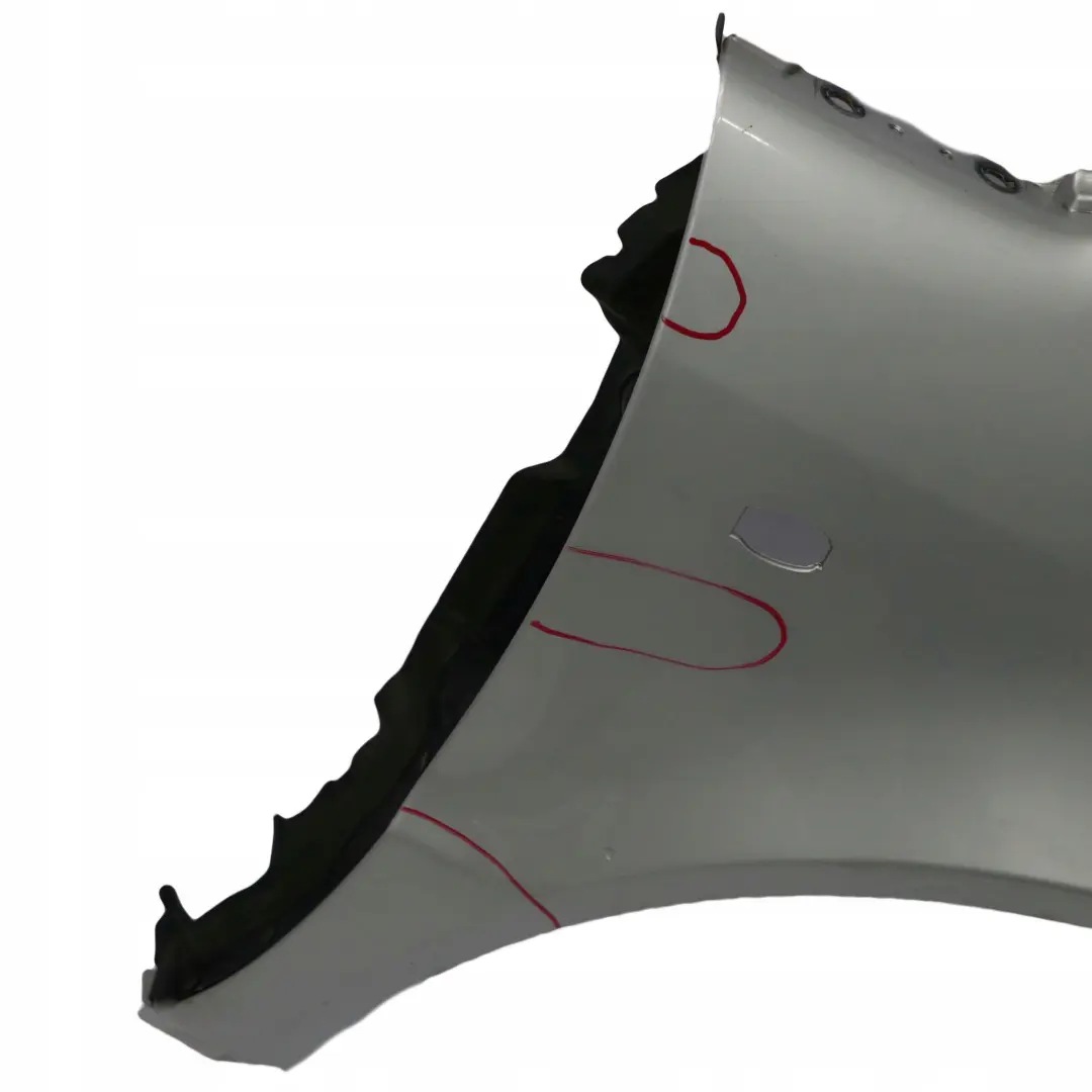 Pareti Anteriore Destro Parafango Polar Argento - 761 per Mercedes W168 con numero di parte A1688800818 Mercedes W168 Pareti Anteriore Destro Parafango Polar Argento - 761 - SKU A1688800818-PLS - Numero di parte A1688800818