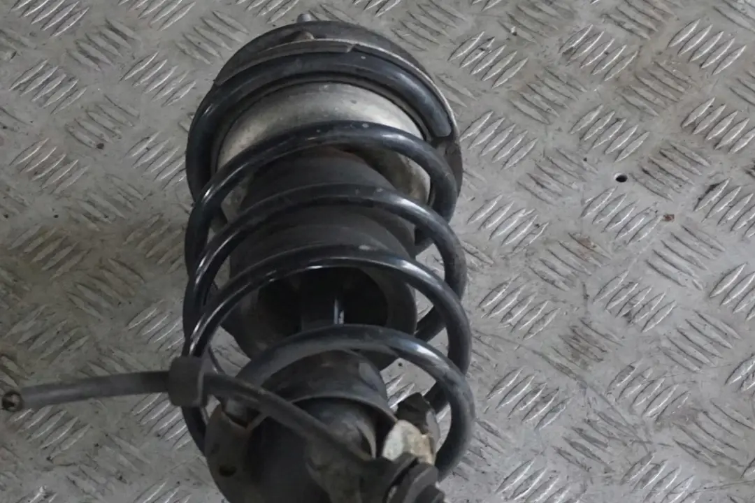 N43 143PS Sport Stoßdämpfer Federbein Schwenklager Vorne Rechts für BMW 1 E87 118i mit Teilenummer 6786020 BMW 1 E87 118i N43 143PS Sport Stoßdämpfer Federbein Schwenklager Vorne Rechts - SKU 6771558-2 - Teilenummer 6786020