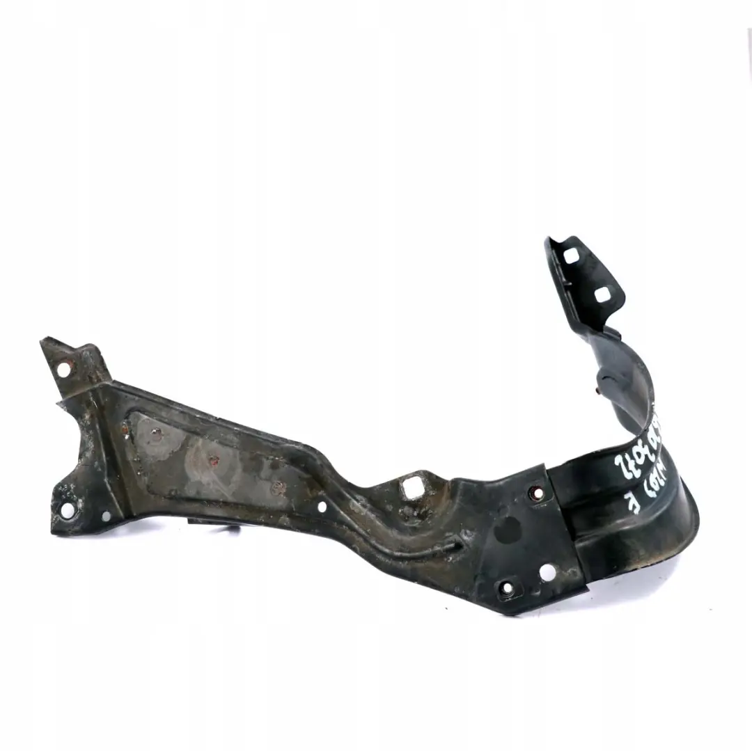 Pannello anteriore Slam Piastra supporto faro destro per Mercedes W203 con numero di parte A2036203072 Mercedes W203 Pannello anteriore Slam Piastra supporto faro destro - SKU A2036203072 - Numero di parte A2036203072