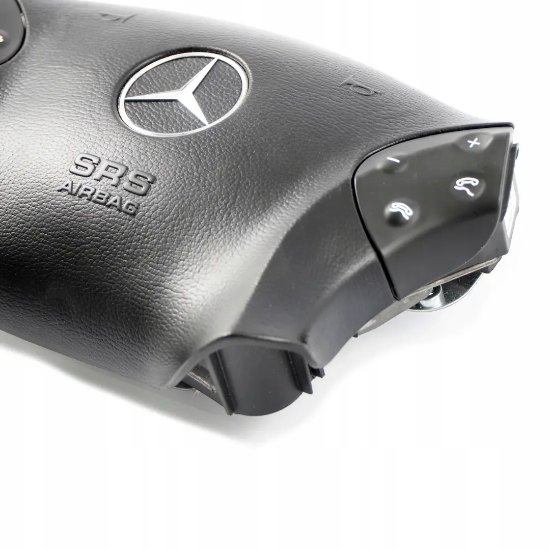Mercedes-Benz Clase C W203 Volante Airbag Airbag Negro para con número de pieza A2034601198 Mercedes-Benz Clase C W203 Volante Airbag Airbag Negro - SKU A2034601198-1 - Número de pieza A2034601198