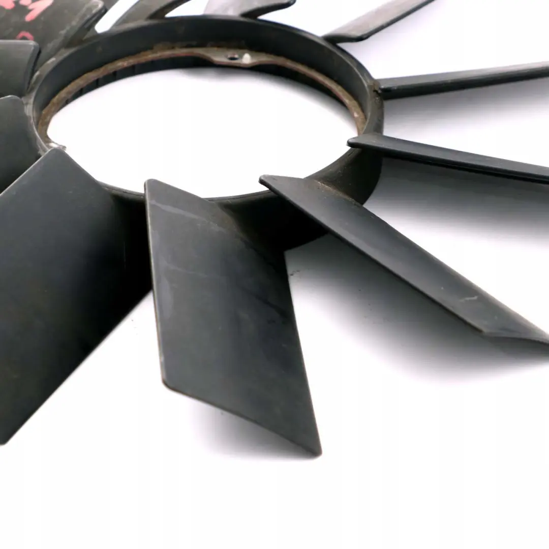 Radiator Fan Ventilator to BMW 7 X5 Series E53 E65 E66 E67 with Part number 7504732 BMW 7 X5 Series E53 E65 E66 E67 Radiator Fan Ventilator - SKU 7504732 - Part number 7504732