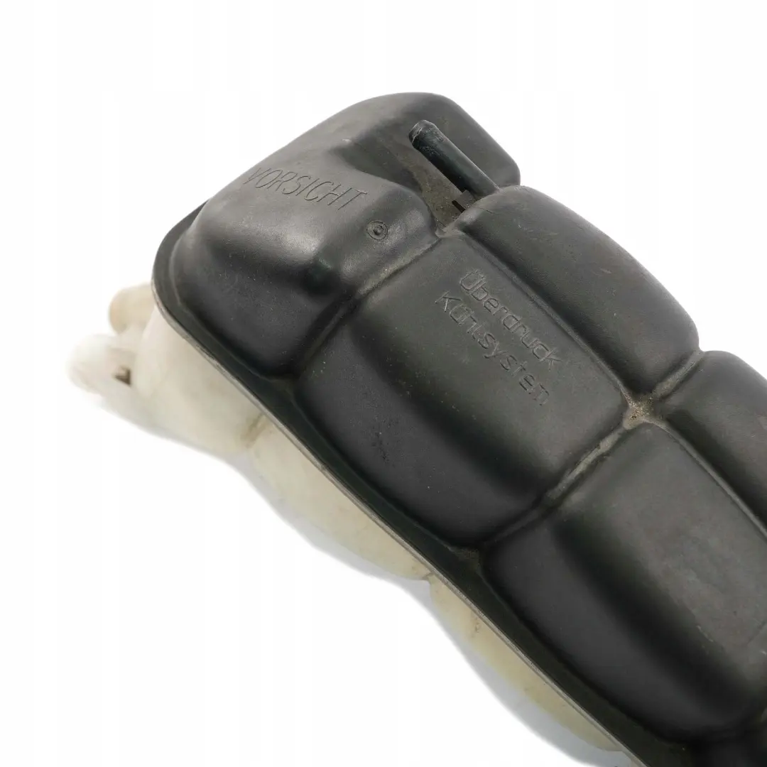 Kühlmittelausgleichsbehälter Flasche für Mercedes W210 mit Teilenummer A2105000849 Mercedes W210 Kühlmittelausgleichsbehälter Flasche - SKU A2105000849 - Teilenummer A2105000849