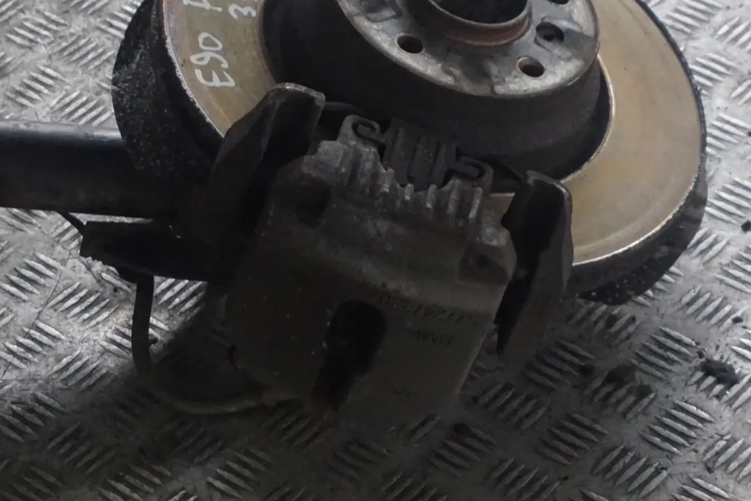 N52 258PS Set Molla Sospensioni Anteriore Destro per BMW E90 330i con numero di parte 6786002 BMW E90 330i N52 258PS Set Molla Sospensioni Anteriore Destro - SKU 6786002-1 - Numero di parte 6786002