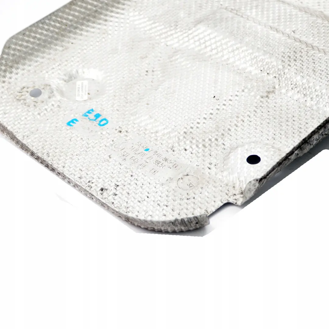 Heat Insulation Final Drive to BMW 1 3 X1 Series E81 E82 E87 E90 E91 E92 with Part number 7140985 BMW 1 3 X1 Series E81 E82 E87 E90 E91 E92 Heat Insulation Final Drive - SKU 7140985 - Part number 7140985