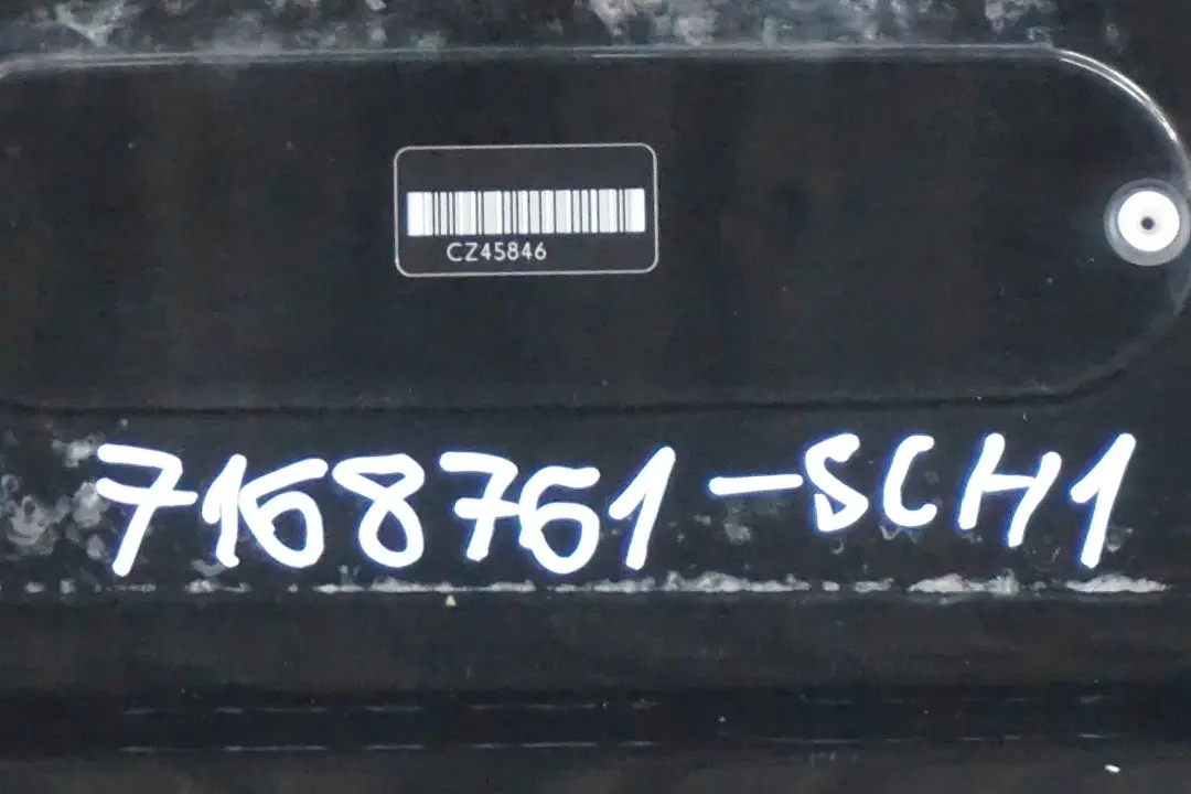 Klapa pokrywa bagażnika schwarz II do BMW 5 E60 LCI o numerze 41627168761-SCH BMW 5 E60 LCI Klapa pokrywa bagażnika schwarz II - SKU 7168761-SCH1 - Numer Części 41627168761-SCH