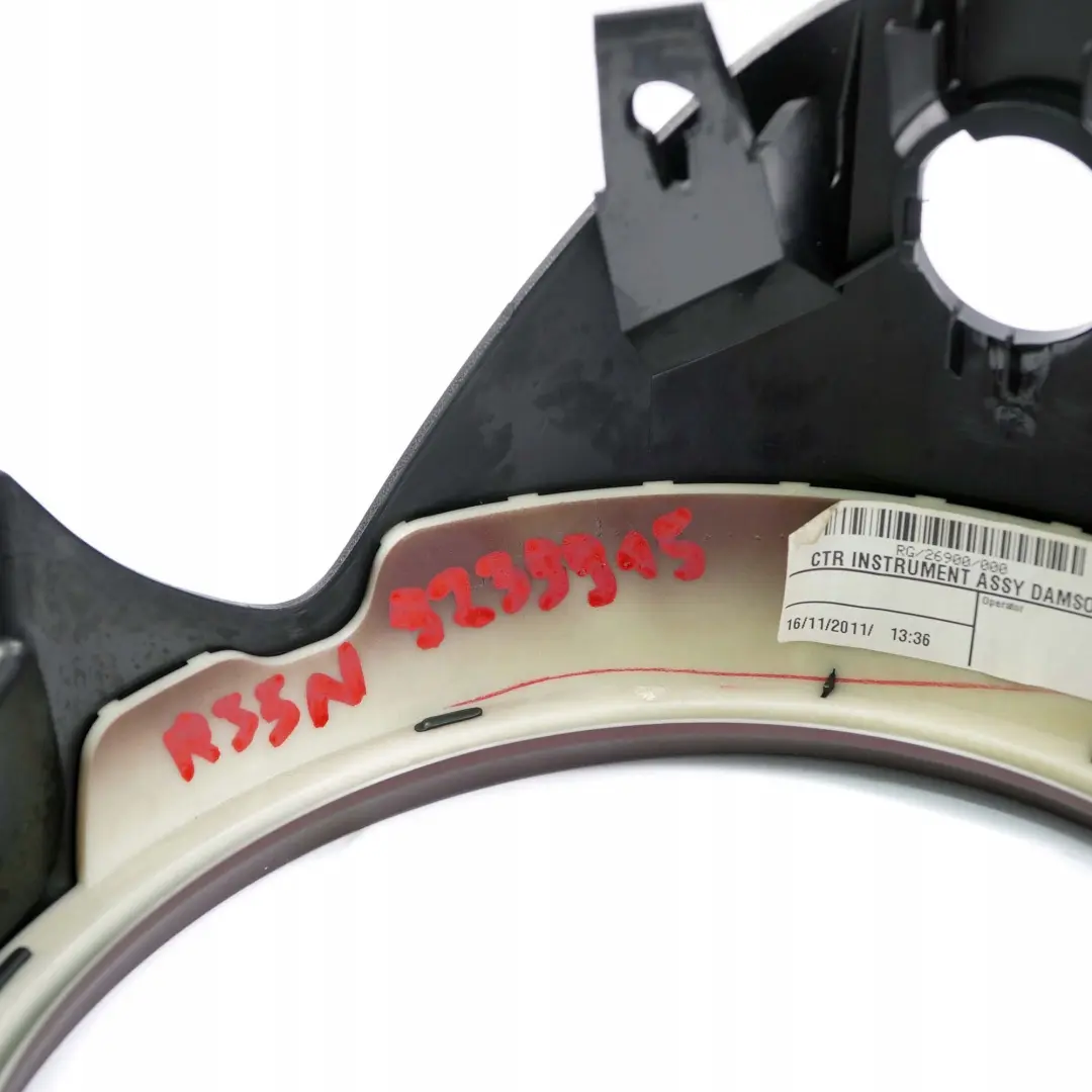 Coprispie Carenatura Dashboard per Mini Clubman R55 LCI con numero di parte 9239915 Mini Clubman R55 LCI Coprispie Carenatura Dashboard - SKU 9239915 - Numero di parte 9239915