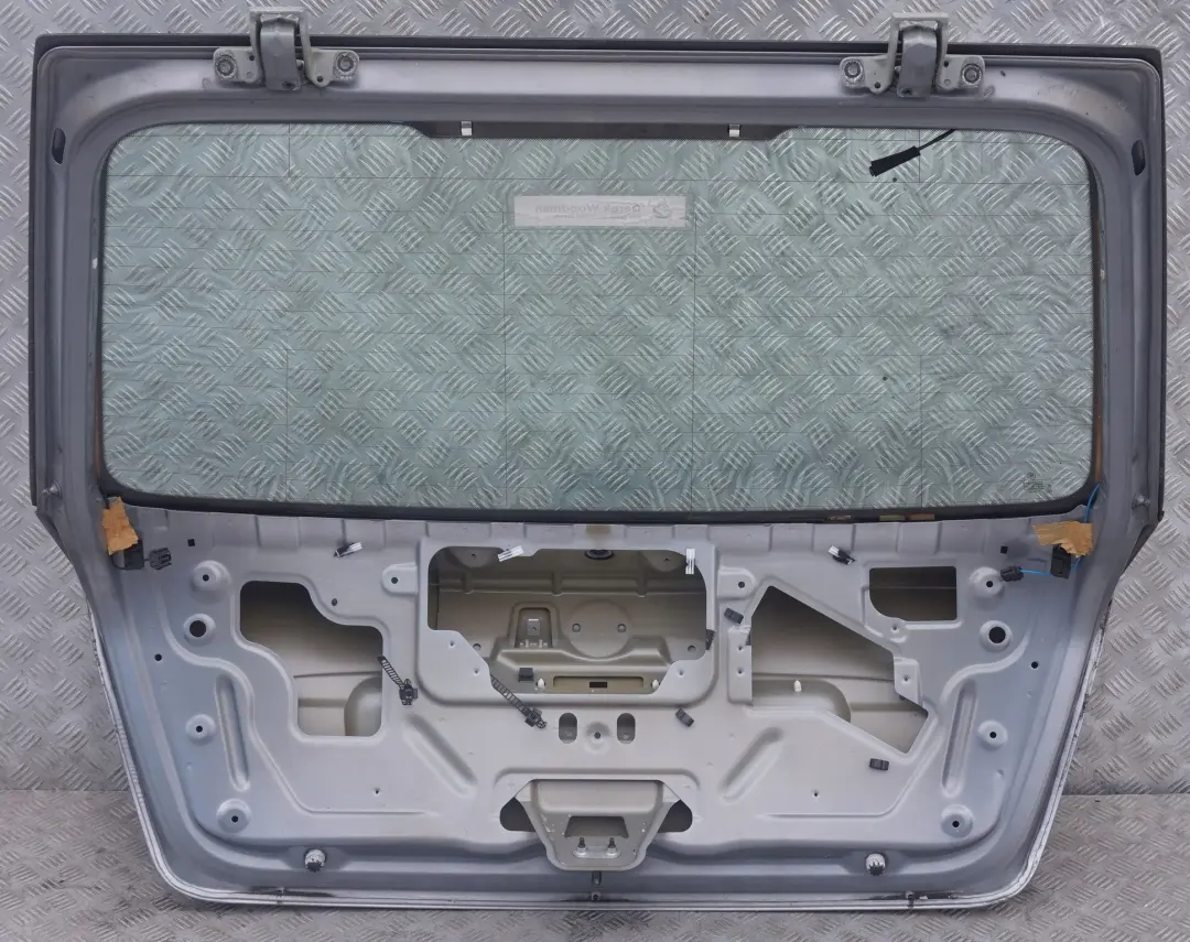 BMW E46 Klapa tylna bagażnika silbergrau A08 - SKU 7117996-SBG - Numer Części 7117996